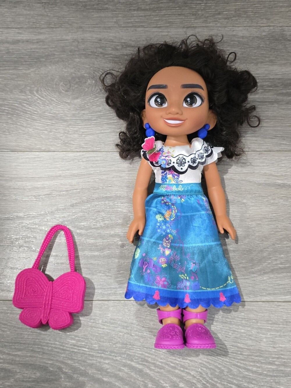 Disney Encanto Mirabel Doll Madrigal Fashion 14 Inch